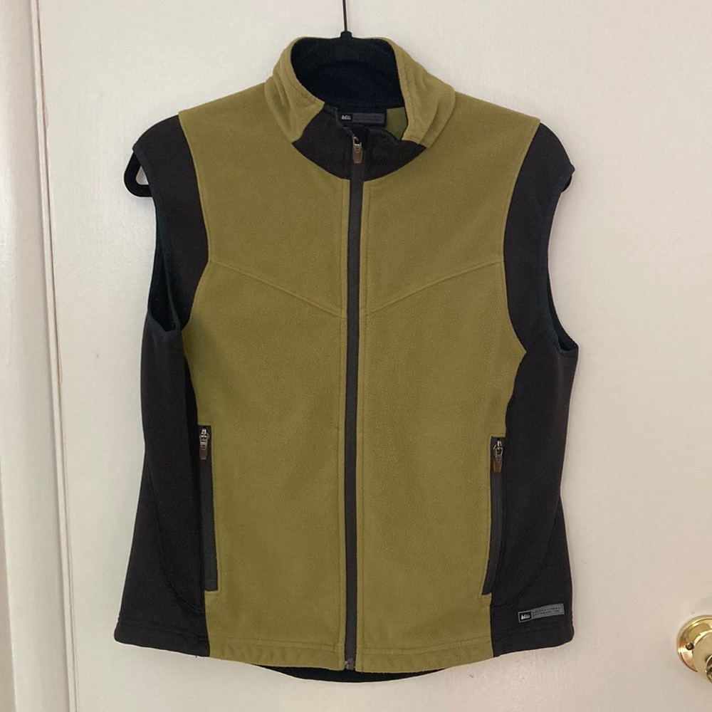 Vintage REI vest
